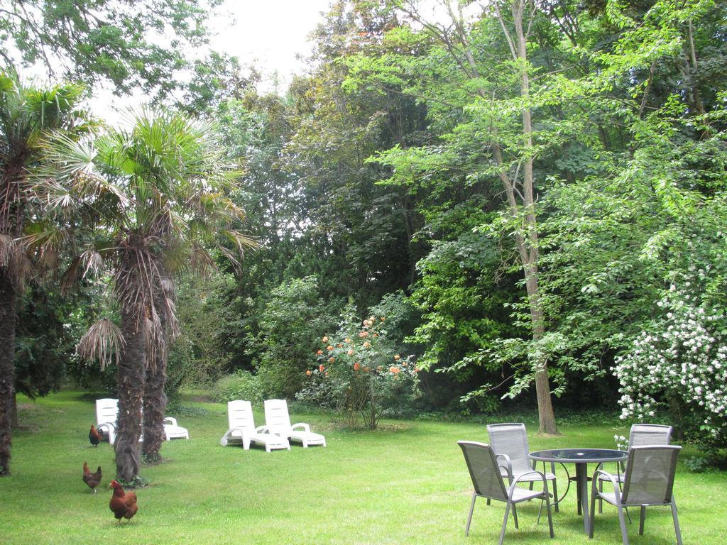 Manoir De La Marjolaine Bed & Breakfast *