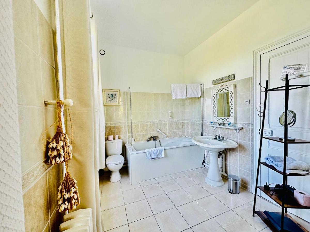 Bed & Breakfast Manoir De La Marjolaine Cabourg