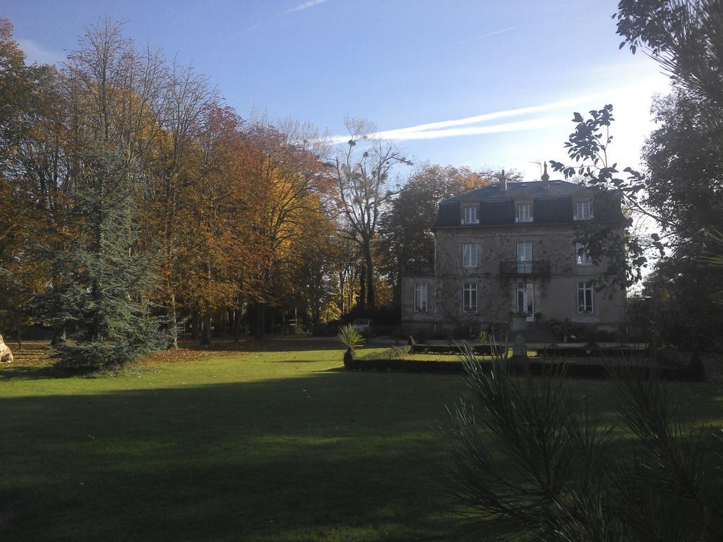 Manoir De La Marjolaine Bed & Breakfast