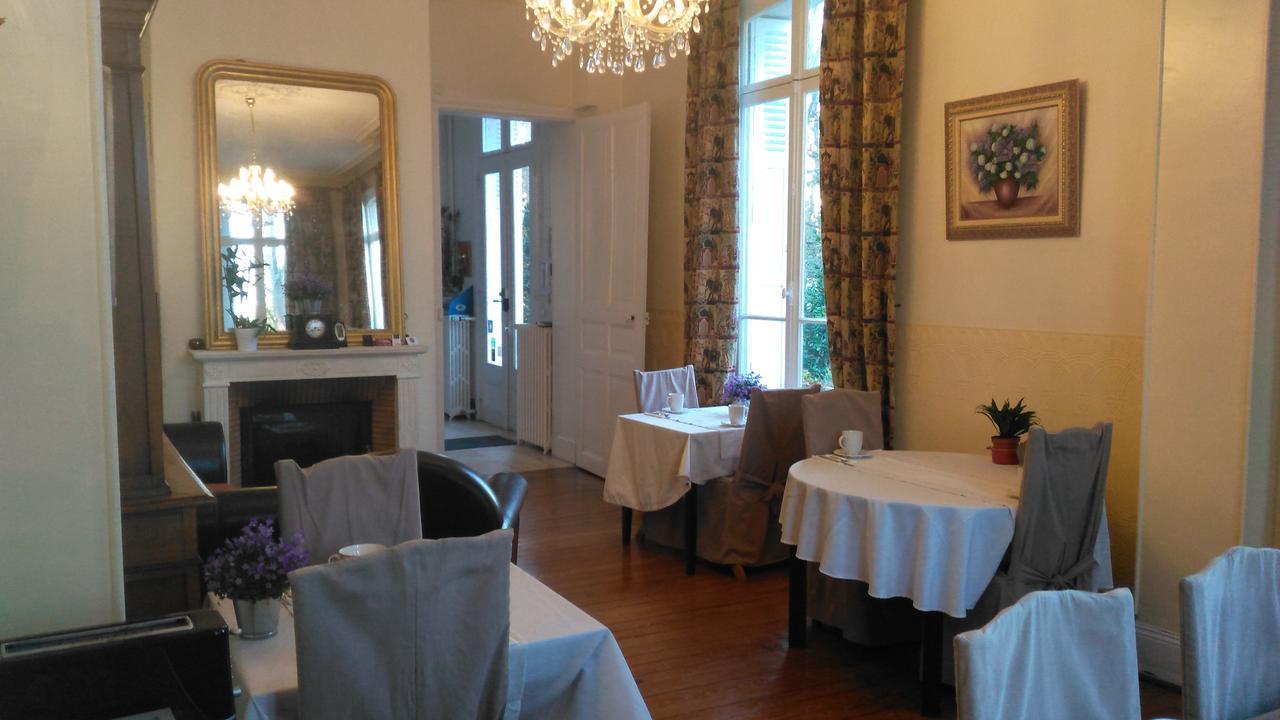 Manoir De La Marjolaine Bed & Breakfast